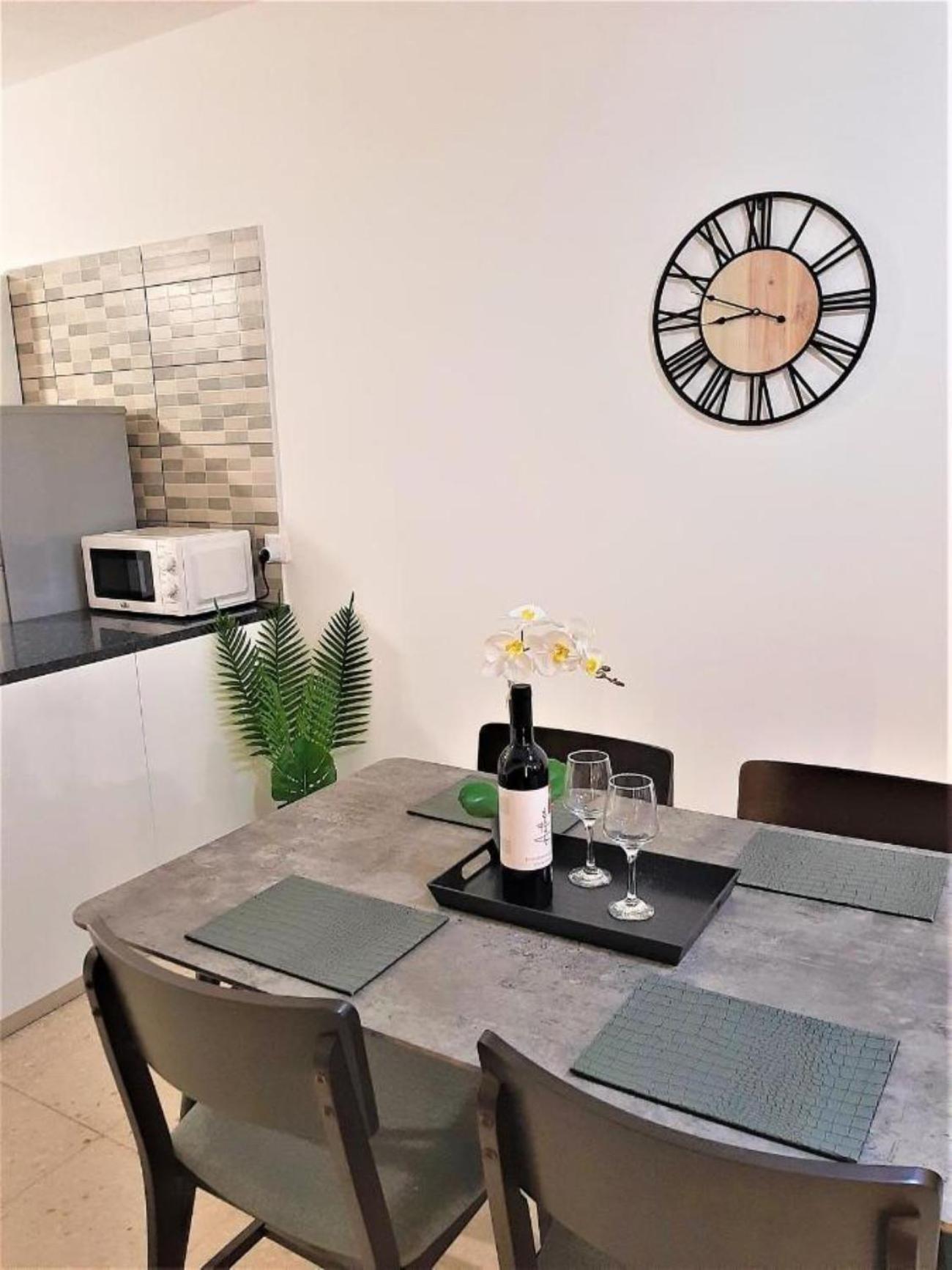 H&O Royal Lovely Apartment! Pafos Zewnętrze zdjęcie